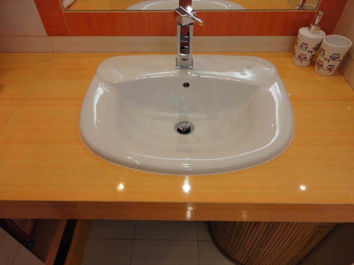 Appartamento Apartament "Cleopatra" Z Garazem Podziemnym, Faktury Vat Kielce Esterno foto