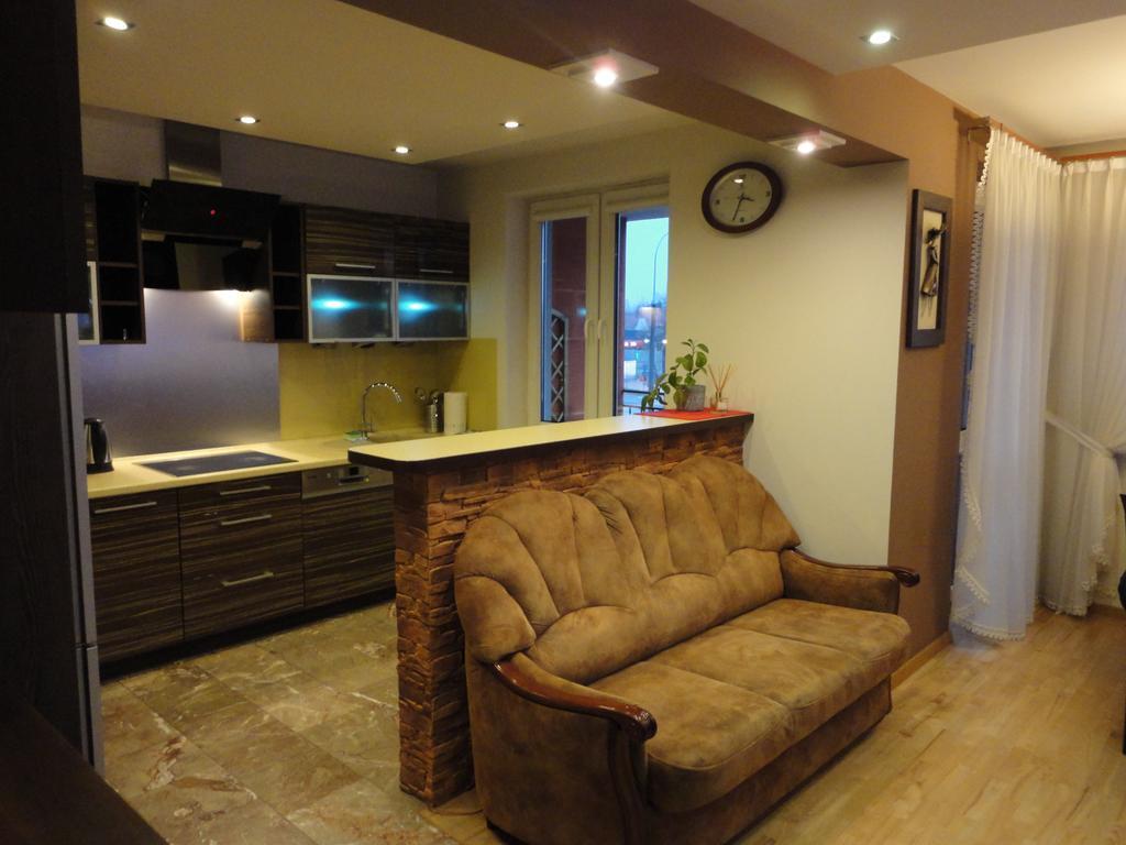 Appartamento Apartament "Cleopatra" Z Garazem Podziemnym, Faktury Vat Kielce Esterno foto