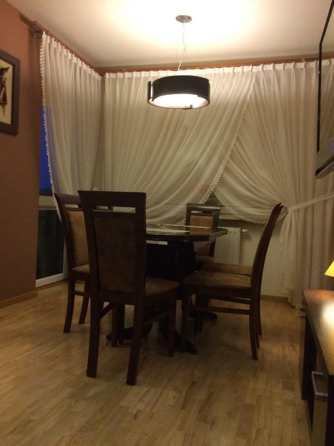 Appartamento Apartament "Cleopatra" Z Garazem Podziemnym, Faktury Vat Kielce Esterno foto
